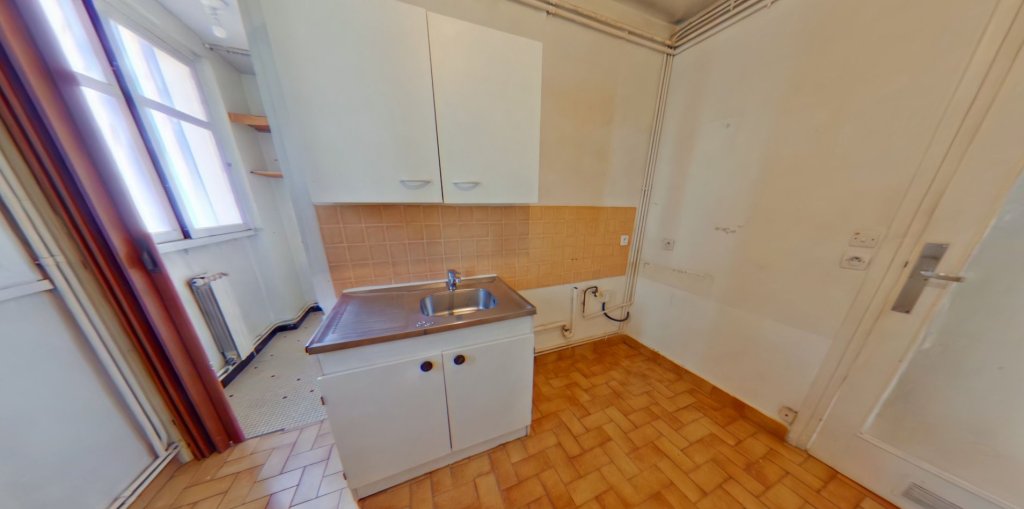 APPARTEMENT T2 A LOUER - LYON 8EME ARRONDISSEMENT Pinel Santy - 48.2 m2 - 620 &euro; charges comprises par mois