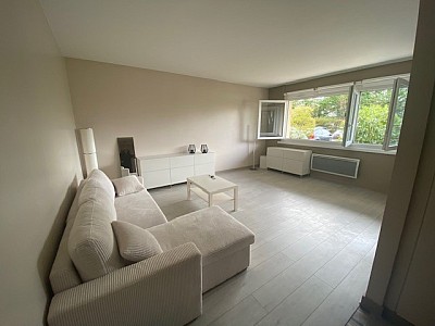APPARTEMENT T2 A LOUER - LYON 8EME ARRONDISSEMENT Les Alouettes-Bachut - 54.17 m2 - 965 € charges comprises par mois