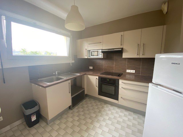 APPARTEMENT T2 A LOUER - LYON 8EME ARRONDISSEMENT Les Alouettes-Bachut - 54.17 m2 - 965 &euro; charges comprises par mois