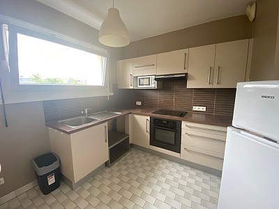 APPARTEMENT T2 A LOUER - LYON 8EME ARRONDISSEMENT Les Alouettes-Bachut - 54.17 m2 - 965 € charges comprises par mois
