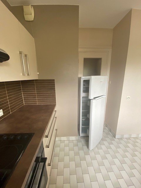 APPARTEMENT T2 A LOUER - LYON 8EME ARRONDISSEMENT Les Alouettes-Bachut - 54.17 m2 - 965 &euro; charges comprises par mois