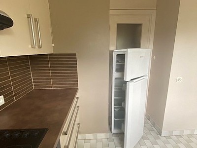 APPARTEMENT T2 A LOUER - LYON 8EME ARRONDISSEMENT Les Alouettes-Bachut - 54.17 m2 - 965 € charges comprises par mois
