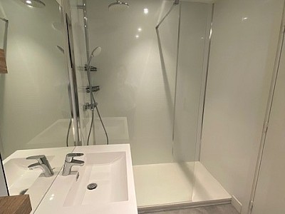 APPARTEMENT T2 A LOUER - LYON 8EME ARRONDISSEMENT Les Alouettes-Bachut - 54.17 m2 - 965 € charges comprises par mois