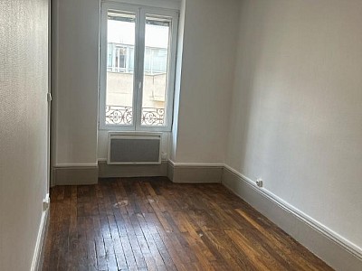 APPARTEMENT T2 A LOUER - LYON 9EME ARRONDISSEMENT Mairie - 43.7 m2 - 725€ charges comprises par mois