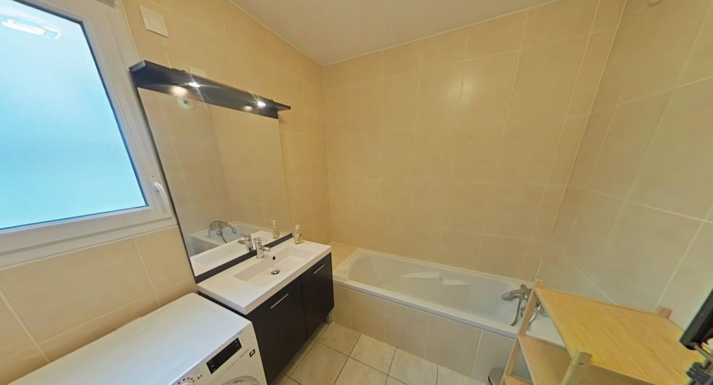 APPARTEMENT T2 A LOUER - LYON 9EME ARRONDISSEMENT l Industrie-Le Bourg - 47.81 m2 - 955�&euro; charges comprises par mois