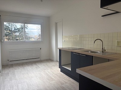 APPARTEMENT T2 A LOUER - OULLINS Golf-Montlouis - 56.7 m2 - 790€ charges comprises par mois