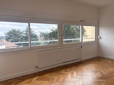APPARTEMENT T2 A LOUER - OULLINS Golf-Montlouis - 56.7 m2 - 790€ charges comprises par mois