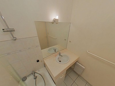 APPARTEMENT T2 A LOUER - TASSIN LA DEMI LUNE La-Raude - 47.13 m2 - 815 € charges comprises par mois