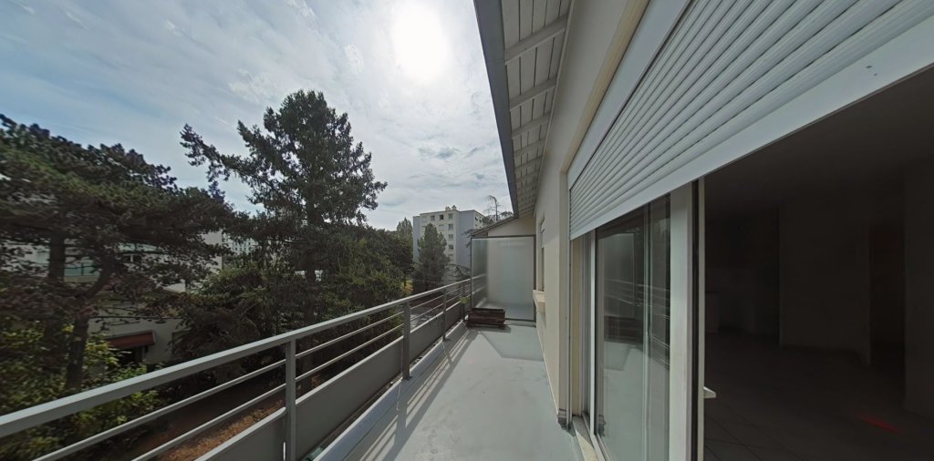 APPARTEMENT T2 A LOUER - TASSIN LA DEMI LUNE La-Raude - 47.13 m2 - 815 &euro; charges comprises par mois