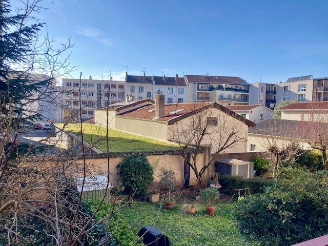 APPARTEMENT T2 A LOUER - VENISSIEUX Moulin-a-Vent - 51.34 m2 - 750 &euro; charges comprises par mois