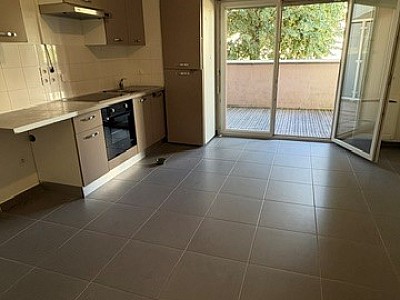 APPARTEMENT T2 A LOUER - VERNAISON - 39.04 m2 - 790 € charges comprises par mois