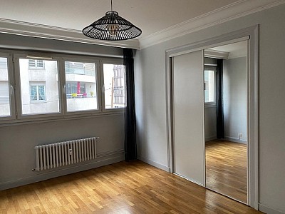 APPARTEMENT T2 A LOUER - VILLEURBANNE Gratte-Ciel-Est - 59.7 m2 - 940€ charges comprises par mois