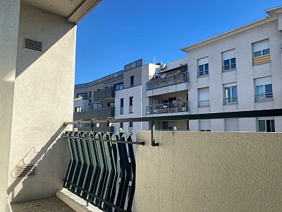 APPARTEMENT T2 A LOUER - VILLEURBANNE Gratte-Ciel-Est - 59.13 m2 - 940 € charges comprises par mois