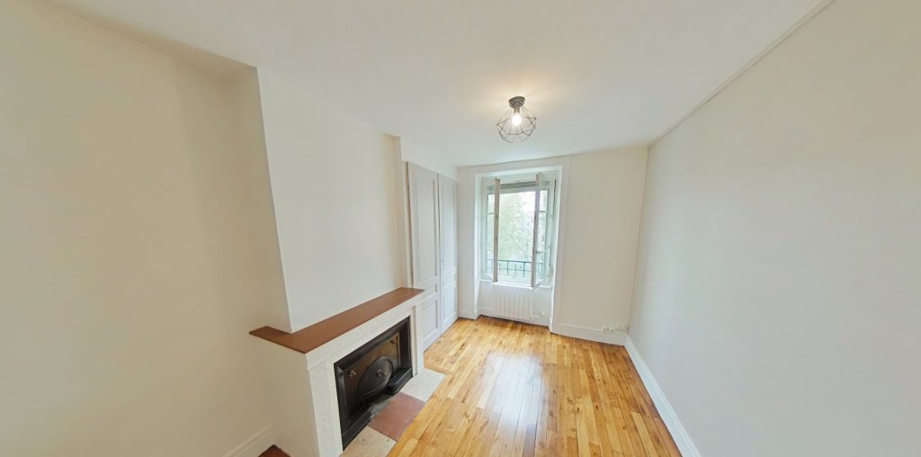 APPARTEMENT T2 A LOUER - VILLEURBANNE Espace-Central - 35.02 m2 - 603 &euro; charges comprises par mois