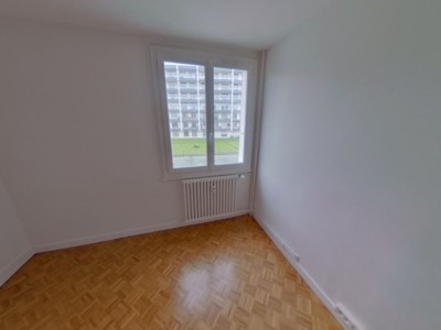 APPARTEMENT T3 A LOUER - CALUIRE ET CUIRE - 69.8 m2 - 920 € charges comprises par mois