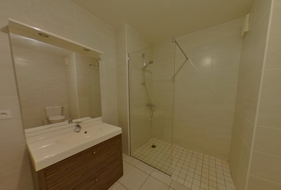 APPARTEMENT T3 A LOUER - CALUIRE ET CUIRE Vernay - 63.97 m2 - 1�160�&euro; charges comprises par mois