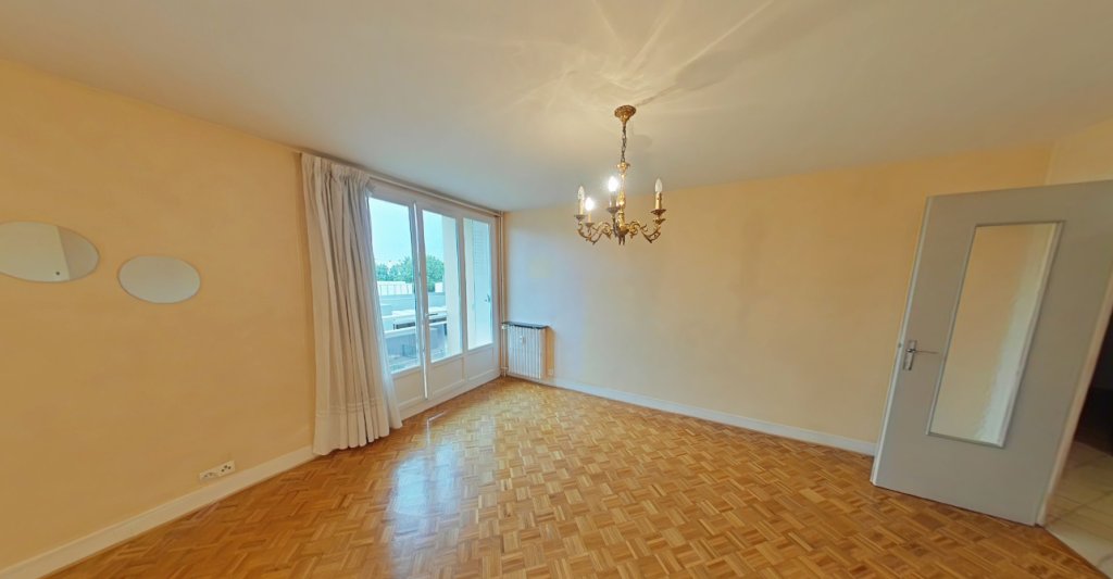APPARTEMENT T3 A LOUER - CALUIRE ET CUIRE Bissardon - 69.8 m2 - 1 201 &euro; charges comprises par mois