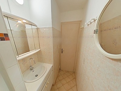APPARTEMENT T3 A LOUER - CALUIRE ET CUIRE Bissardon - 69.8 m2 - 1 201 € charges comprises par mois