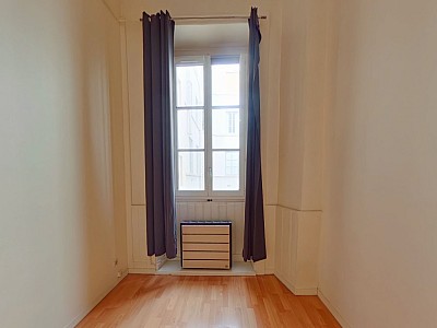 APPARTEMENT T3 A LOUER - LYON 1ER ARRONDISSEMENT Terreaux-Bat-d-Argent - 58.9 m2 - 919€ charges comprises par mois