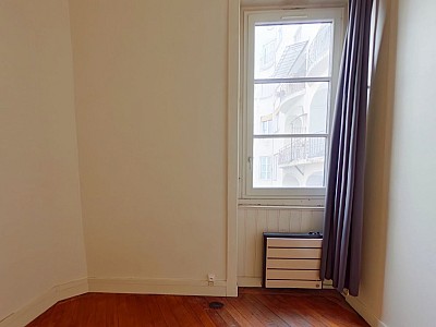 APPARTEMENT T3 A LOUER - LYON 1ER ARRONDISSEMENT Terreaux-Bat-d-Argent - 58.9 m2 - 919€ charges comprises par mois