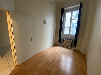 APPARTEMENT T3 A LOUER - LYON 1ER ARRONDISSEMENT Terreaux-Bat-d-Argent - 58.9 m2 - 919€ charges comprises par mois