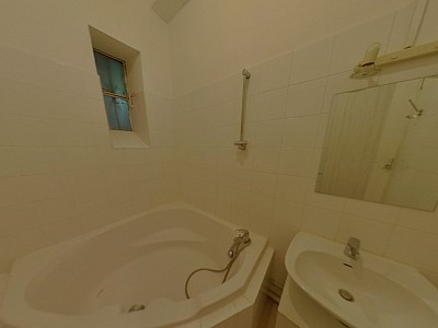 APPARTEMENT T3 A LOUER - LYON 1ER ARRONDISSEMENT Normale-Chartreux - 75.59 m2 - 1 050 € charges comprises par mois