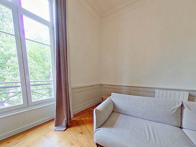 APPARTEMENT T3 A LOUER - LYON 1ER ARRONDISSEMENT Mairie-Martiniere - 84.72 m2 - 995 € charges comprises par mois