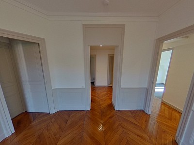 APPARTEMENT T3 A LOUER - LYON 1ER ARRONDISSEMENT Mairie-Martiniere - 81.47 m2 - 1�060�&euro; charges comprises par mois