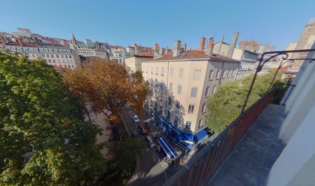 APPARTEMENT T3 A LOUER - LYON 1ER ARRONDISSEMENT Mairie-Martiniere - 81.47 m2 - 1�060�&euro; charges comprises par mois