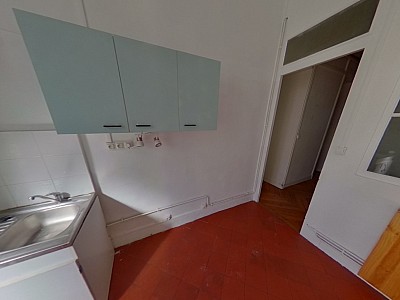 APPARTEMENT T3 A LOUER - LYON 1ER ARRONDISSEMENT Mairie-Martiniere - 79.37 m2 - 990 € charges comprises par mois