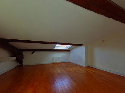 APPARTEMENT T3 A LOUER - LYON 1ER ARRONDISSEMENT Terreaux-Bat-d-Argent - 67.15 m2 - 862 € charges comprises par mois