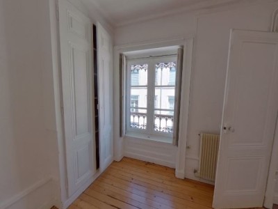 APPARTEMENT T3 A LOUER - LYON 2EME ARRONDISSEMENT AMPERE - 50,88 m2 - 820 € charges comprises par mois