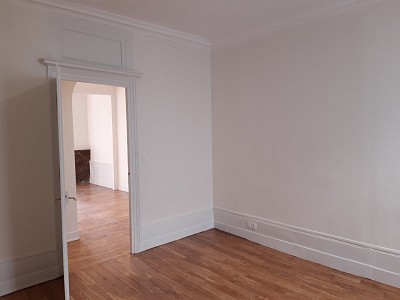APPARTEMENT T3 - LYON 2EME ARRONDISSEMENT - 117,49 m2 - LOUÉ