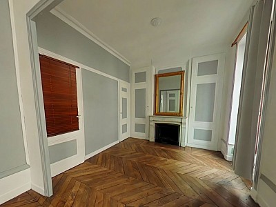 APPARTEMENT T3 A LOUER - LYON 2EME ARRONDISSEMENT Carnot-Charite - 51.06 m2 - 680�&euro; charges comprises par mois