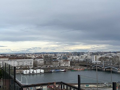 APPARTEMENT T3 A LOUER - LYON 2EME ARRONDISSEMENT Carnot-Charite - 89.69 m2 - 2500€ charges comprises par mois