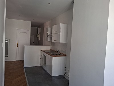 APPARTEMENT T3 A LOUER - LYON 2EME ARRONDISSEMENT Vaubecour-Mairie - 69.82 m2 - 1250€ charges comprises par mois