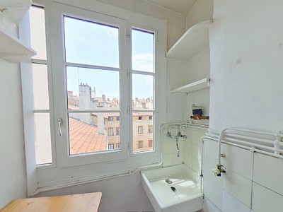 APPARTEMENT T3 A LOUER - LYON 2EME ARRONDISSEMENT Carnot-Charite - 50.88 m2 - 840€ charges comprises par mois
