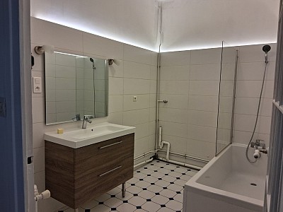 APPARTEMENT T3 A LOUER - LYON 2EME ARRONDISSEMENT Carnot-Charite - 105.31 m2 - 1440€ charges comprises par mois