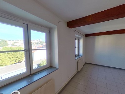 APPARTEMENT T3 A LOUER - LYON 2EME ARRONDISSEMENT Ampere-Ainay - 75.34 m2 - 1095€ charges comprises par mois
