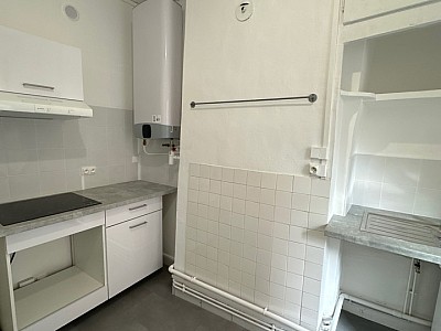 APPARTEMENT T3 A LOUER - LYON 2EME ARRONDISSEMENT Vaubecour-Mairie - 68.65 m2 - 1136€ charges comprises par mois