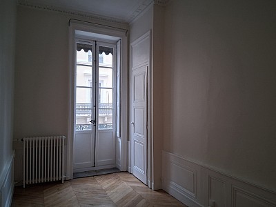 APPARTEMENT T3 A LOUER - LYON 2EME ARRONDISSEMENT Carnot-Charite - 71.04 m2 - 1220€ charges comprises par mois
