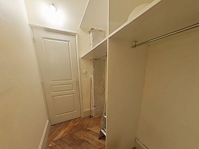 APPARTEMENT T3 A LOUER - LYON 2EME ARRONDISSEMENT La Bourse-Grenette - 68.28 m2 - 930 &euro; charges comprises par mois