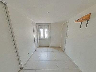 APPARTEMENT T3 A LOUER - LYON 2EME ARRONDISSEMENT Carnot-Charite - 73.06 m2 - 1 055 &euro; charges comprises par mois