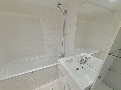 APPARTEMENT T3 A LOUER - LYON 2EME ARRONDISSEMENT Carnot-Charite - 73.06 m2 - 1 055 € charges comprises par mois