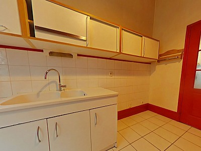 APPARTEMENT T3 A LOUER - LYON 2EME ARRONDISSEMENT La Bourse-Grenette - 86.4 m2 - 1 235 € charges comprises par mois