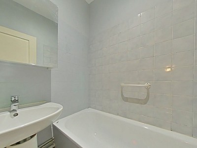 APPARTEMENT T3 A LOUER - LYON 2EME ARRONDISSEMENT La Bourse-Grenette - 86.4 m2 - 1 235 € charges comprises par mois