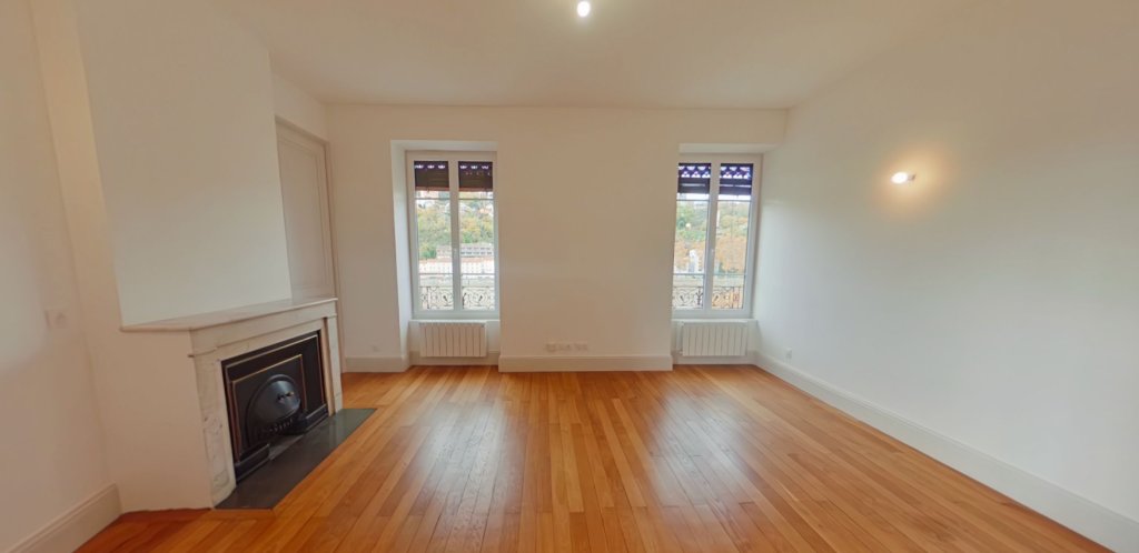 APPARTEMENT T3 A LOUER - LYON 2EME ARRONDISSEMENT Rambaud-Seguin - 66.26 m2 - 1 103 &euro; charges comprises par mois