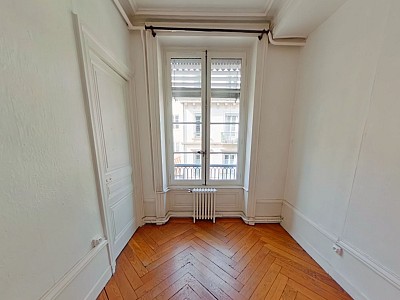 APPARTEMENT T3 A LOUER - LYON 2EME ARRONDISSEMENT La Bourse-Grenette - 79.68 m2 - 1105€ charges comprises par mois