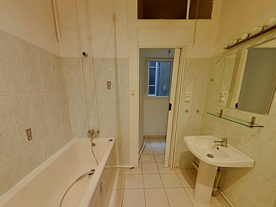 APPARTEMENT T3 A LOUER - LYON 2EME ARRONDISSEMENT La Bourse-Grenette - 79.68 m2 - 1105€ charges comprises par mois