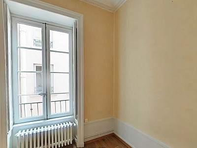 APPARTEMENT T3 A LOUER - LYON 2EME ARRONDISSEMENT Carnot-Charite - 72.4 m2 - 1�199,82�&euro; charges comprises par mois